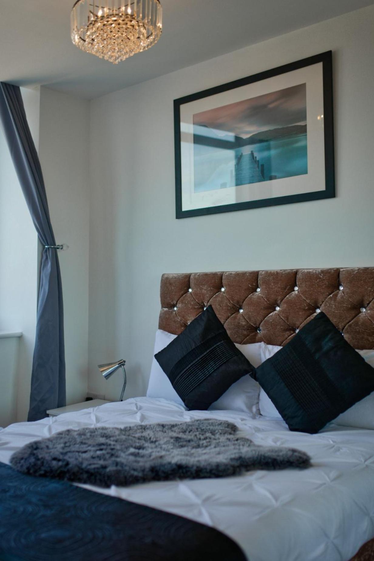 Sidemerseylivings - Central, Bright, And Convenient 2-Bedroom Apartment With Parking Liverpool Ngoại thất bức ảnh